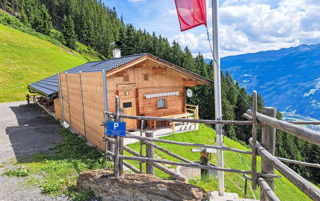 Nasenalmhütte - Photo 1